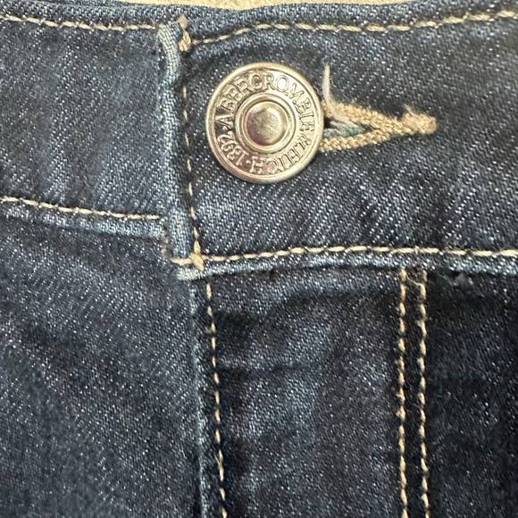 🛍️ 3/$15 Abercrombie & Fitch Jean shorts - Picture 4 of 5